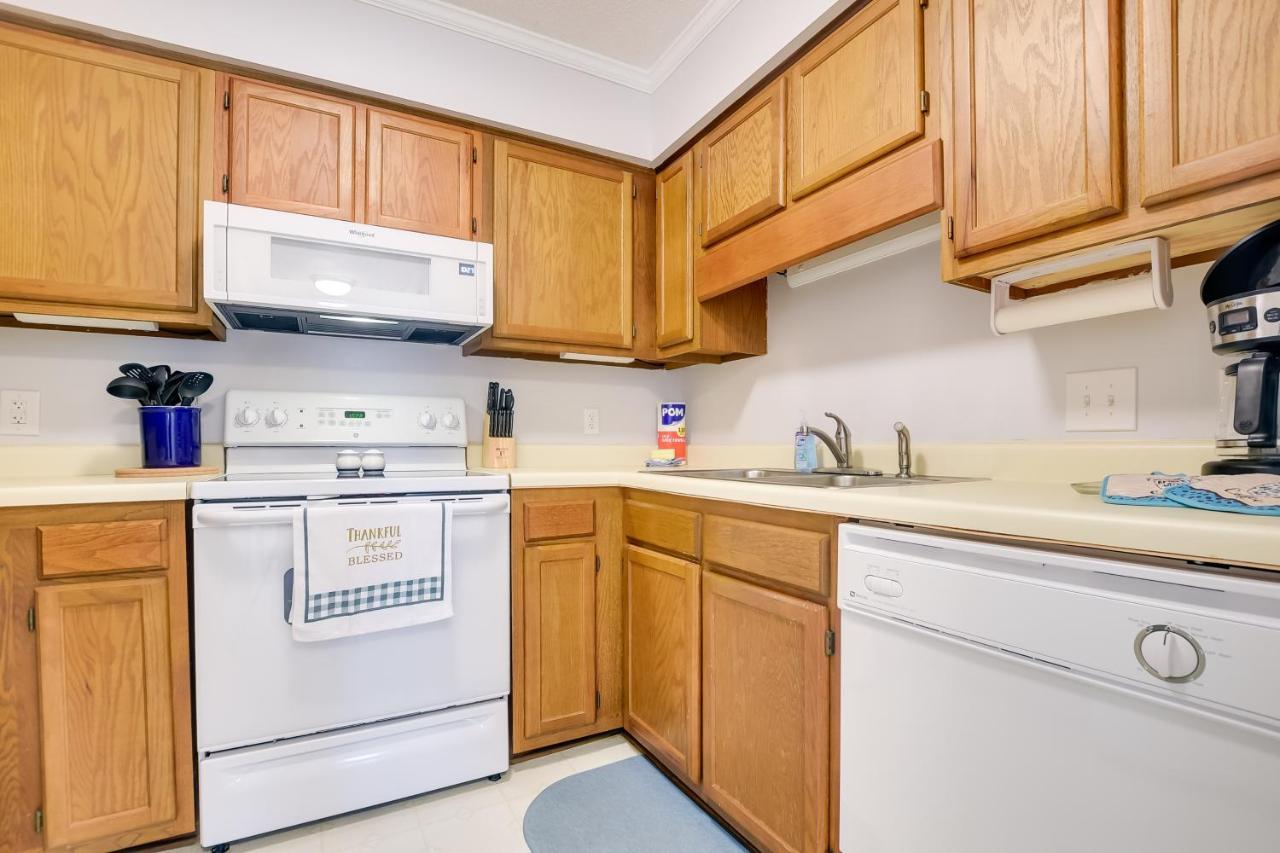 Sunny Condo - Private Ocean Isle Beach Access! Esterno foto